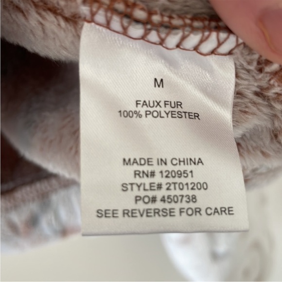 Hippie Rose Faux Fur Leopard Print Sweater-Medium - Picture 7 of 7